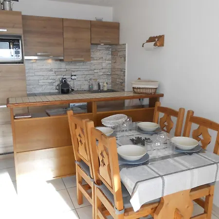 Cozy Au Pied Des Pistes Avec Balcon, Parking, Et Animaux Admis - Fr-1-516-31 Apartment