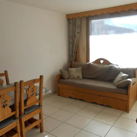 Cozy Au Pied Des Pistes Avec Balcon, Parking, Et Animaux Admis - Fr-1-516-31 Apartment Les Deux Alpes